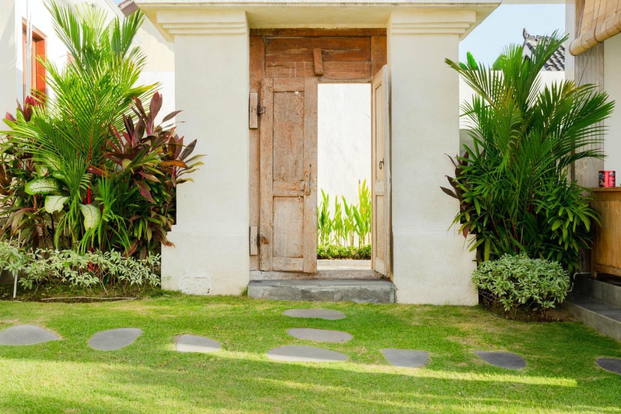 Rara Guesthouse Canggu  Exterior photo